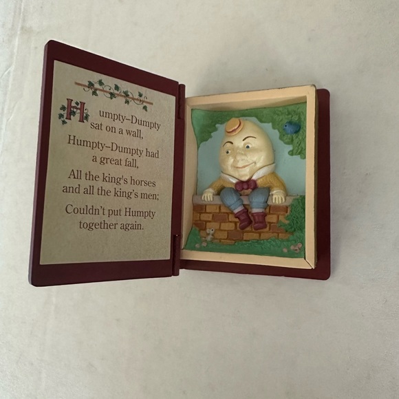 Mother Goose Books Collectors Series Hallmark Ornaments - Set of 3 - Picture 3 of 7